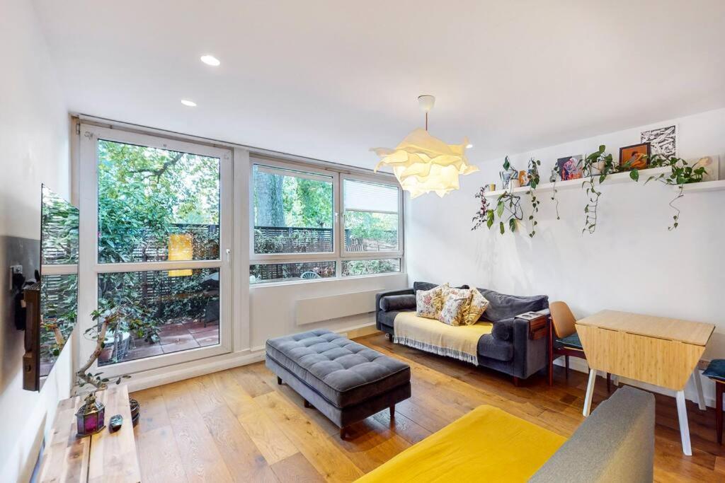 Charming 2-Bedroom Maisonette With Private Garden Londres Extérieur photo